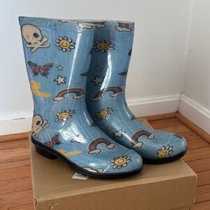 UGG Kids Blue and Black Patterned Rain Boots